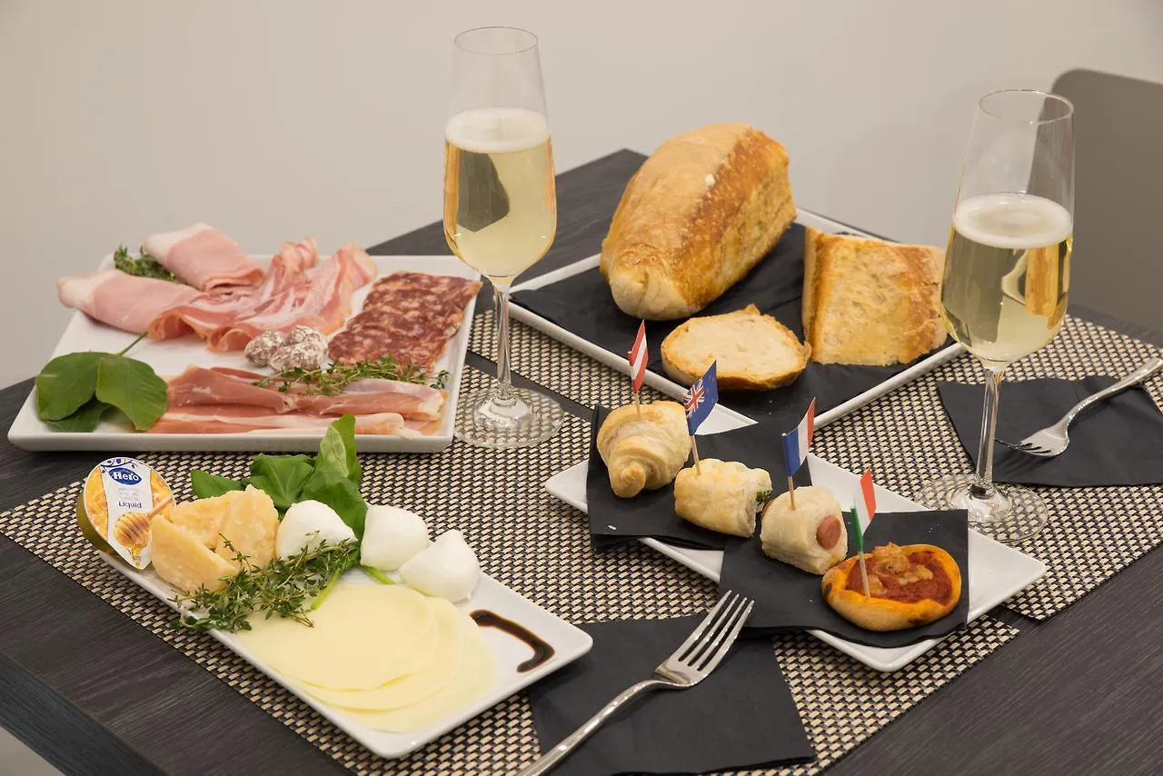 Twice - Naples Bed & Breakfast