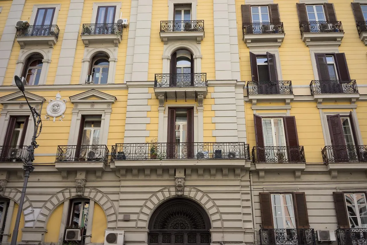 Twice - Naples Bed & Breakfast