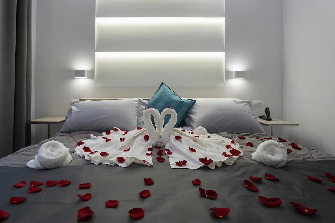 Twice - Naples Bed & Breakfast Italy